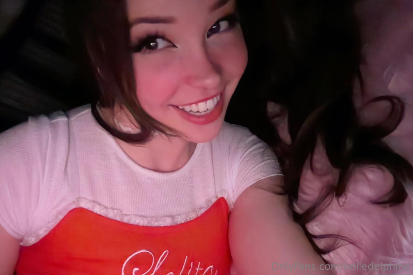 belle delphine cute laptop selfies onlyfans set leaked pfqozc