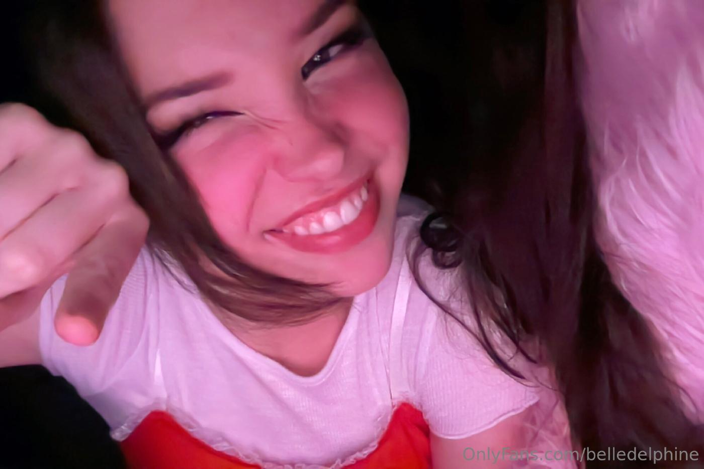 belle delphine cute laptop selfies onlyfans set leaked vfmgqf