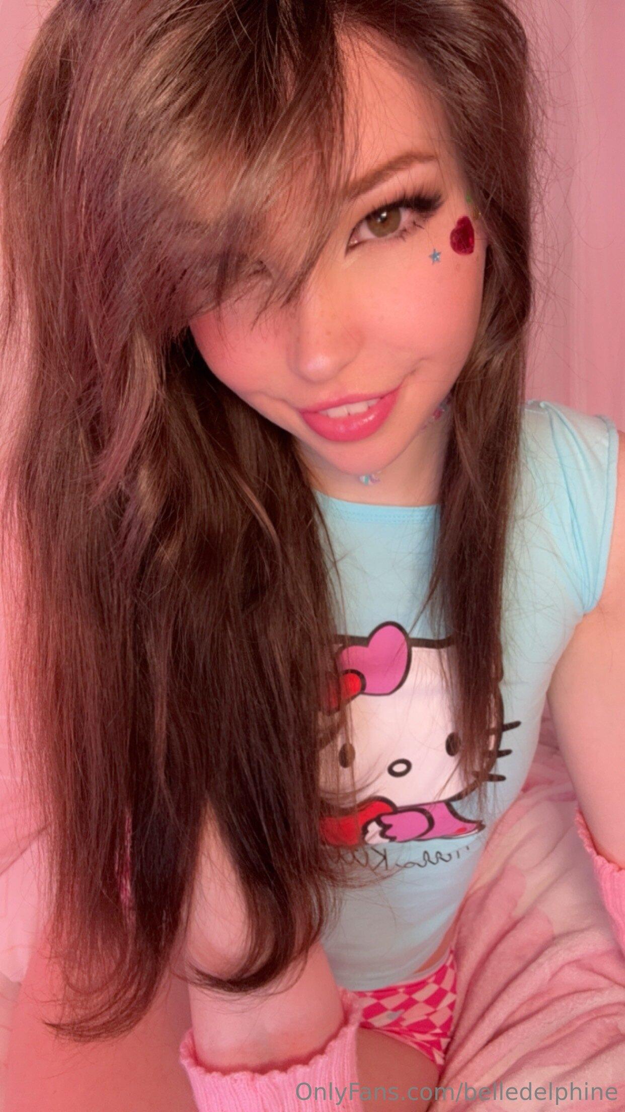 belle delphine sexy hello kitty onlyfans set leaked