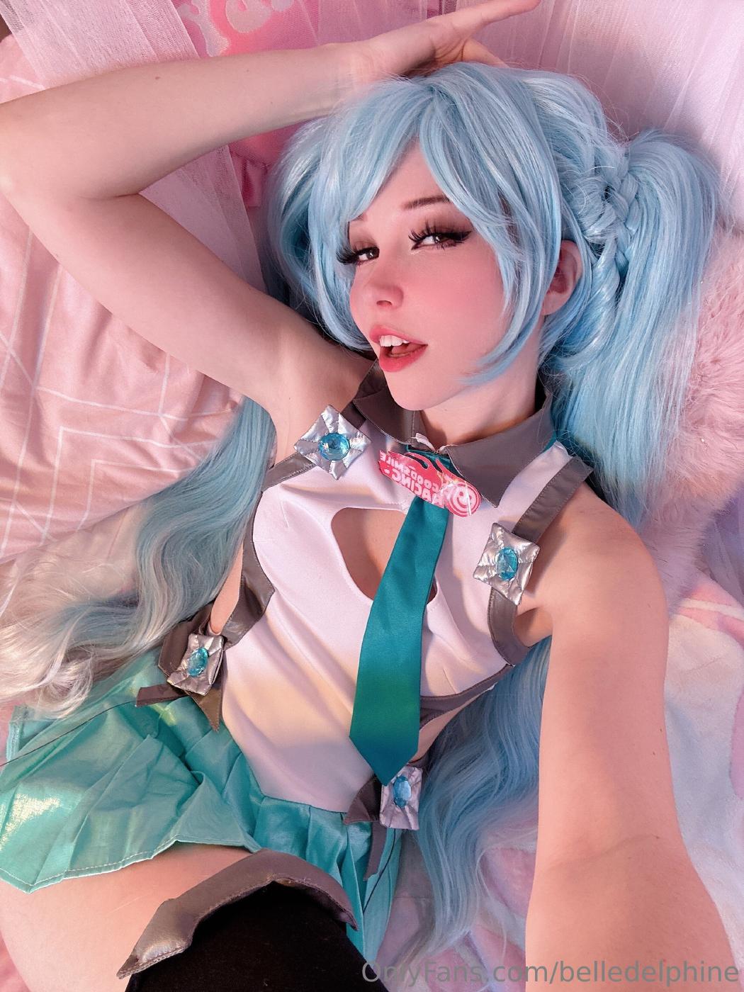belle delphine sexy miku cosplay onlyfans set leaked