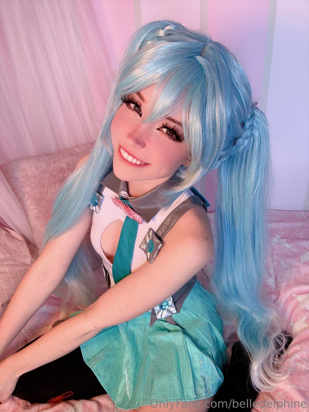 belle delphine sexy miku cosplay onlyfans set leaked knreqj