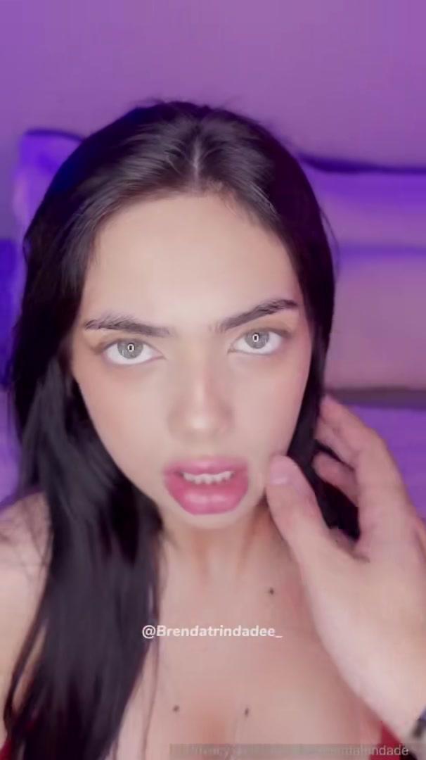 brenda trindade nude nightgown strip onlyfans video leaked zbrmgm