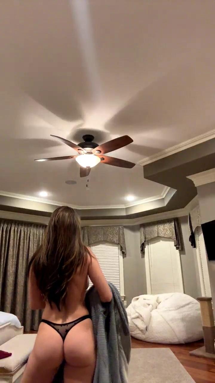 christina khalil sexy dresses try on onlyfans livestream leaked wvzcpv