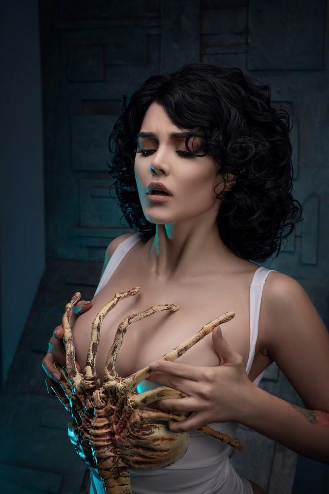 kalinka fox ellen ripley cosplay onlyfans set leaked ehlwlr