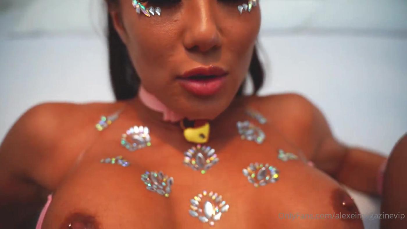 lotusbombb nude butt plug blowjob onlyfans video leaked dahnzc