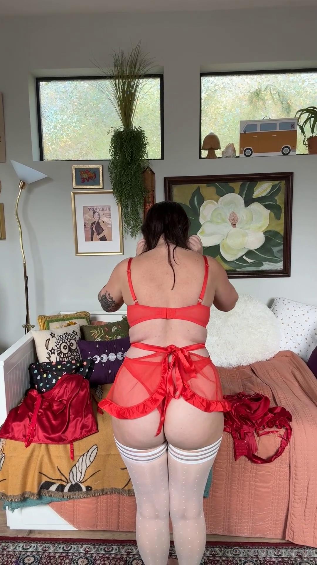 meg turney nude megmas try on ppv onlyfans video leaked