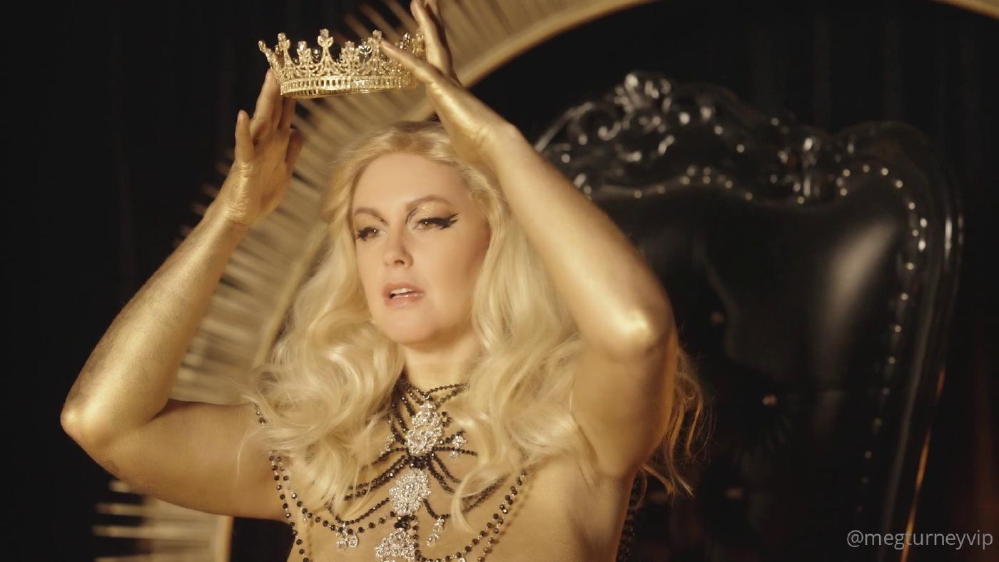 meg turney nude pussy gold paint onlyfans video leaked aweniz