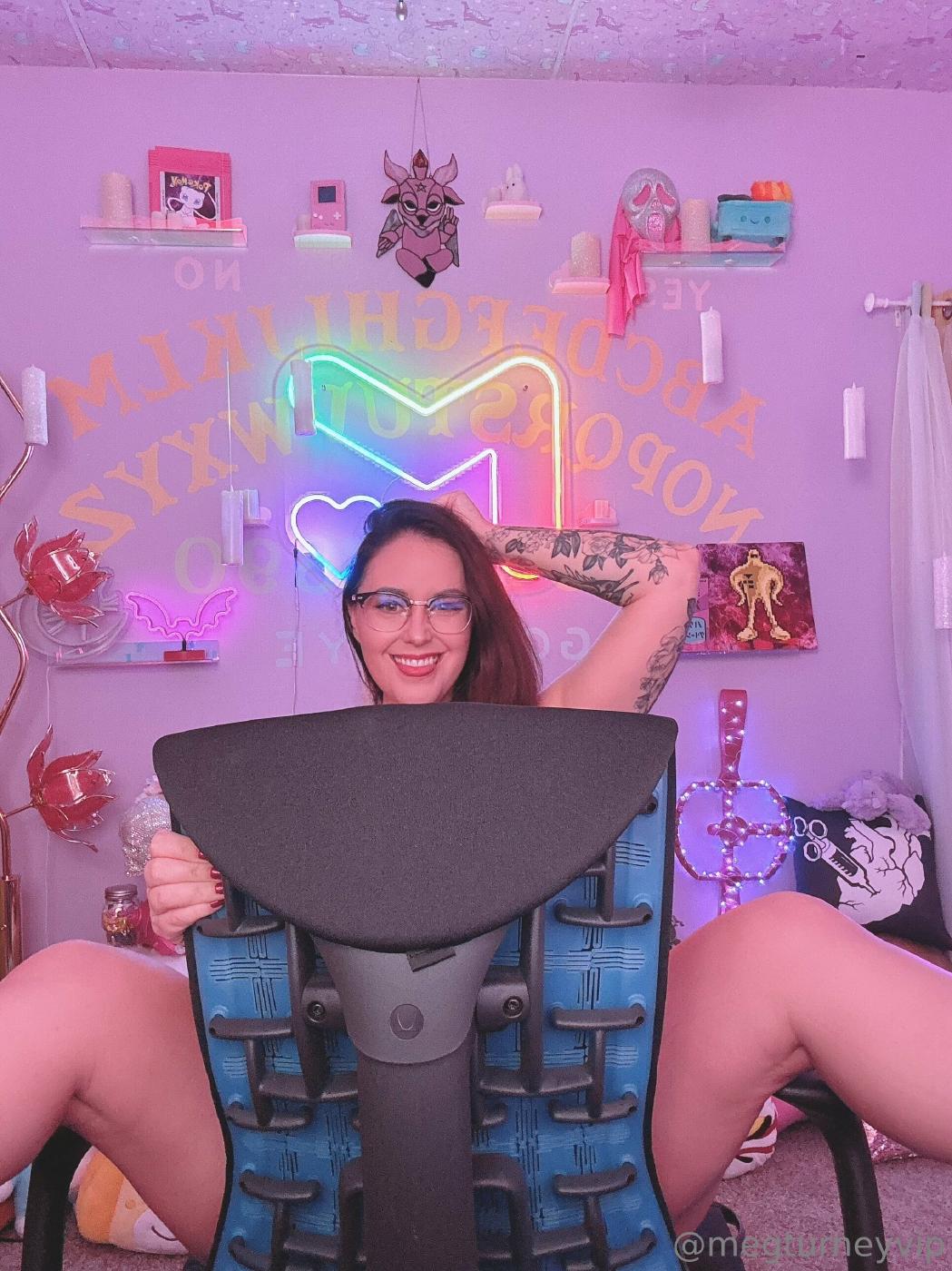 meg_turney_nude_stream_room_candids_onlyfans_set_leaked-ohwtbx meg turney nude stream room candids onlyfans set leaked