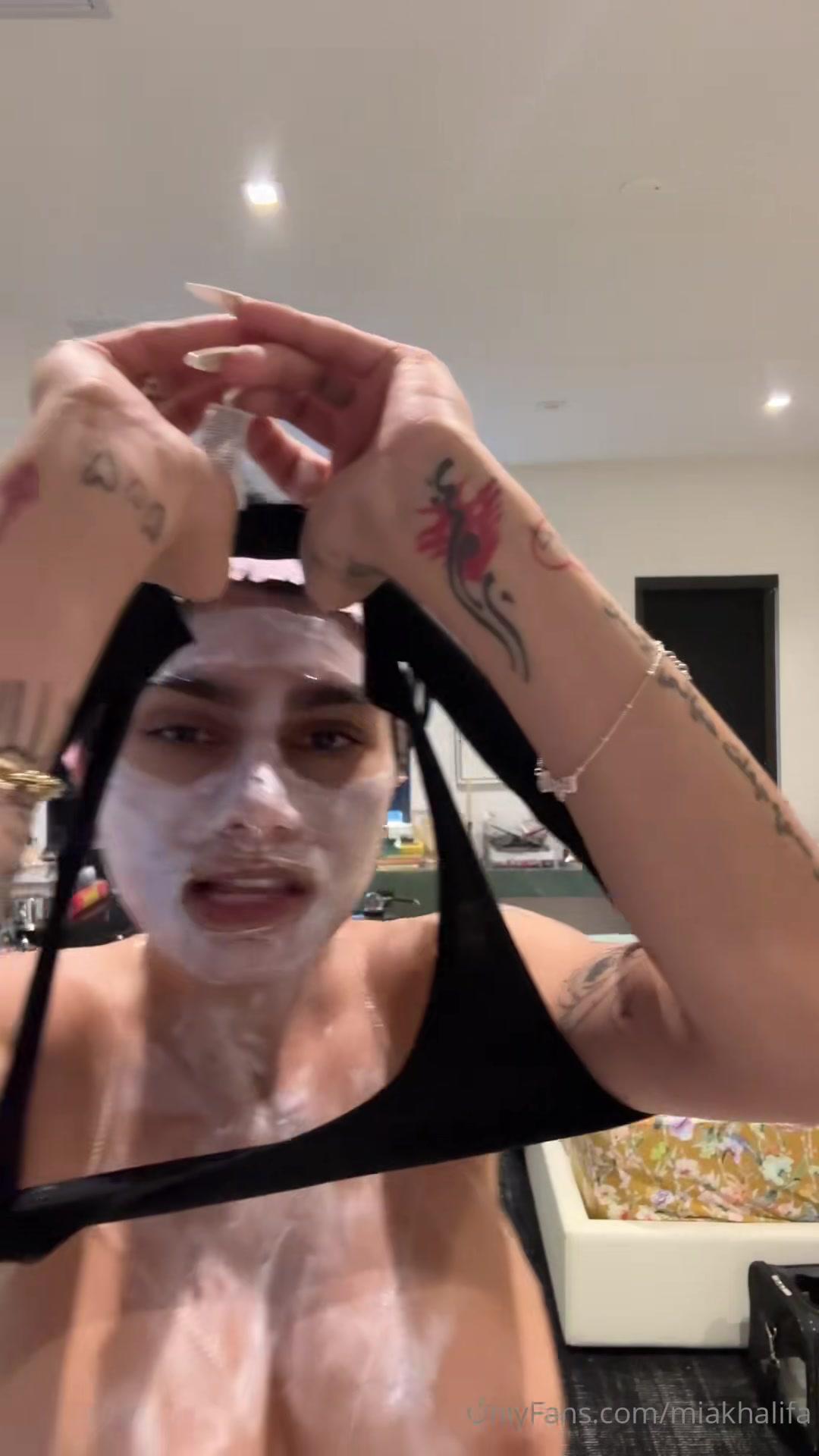 mia khalifa nude shower prep onlyfans video leaked yppqvd