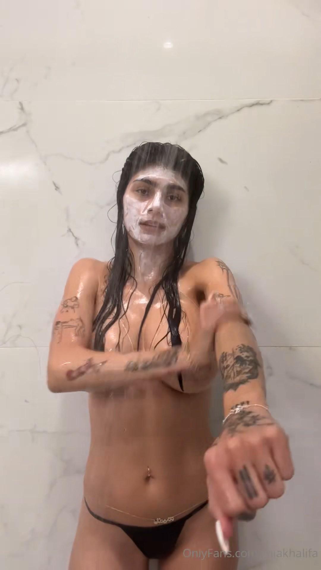 mia khalifa nude shower shaving onlyfans video leaked lzkttb