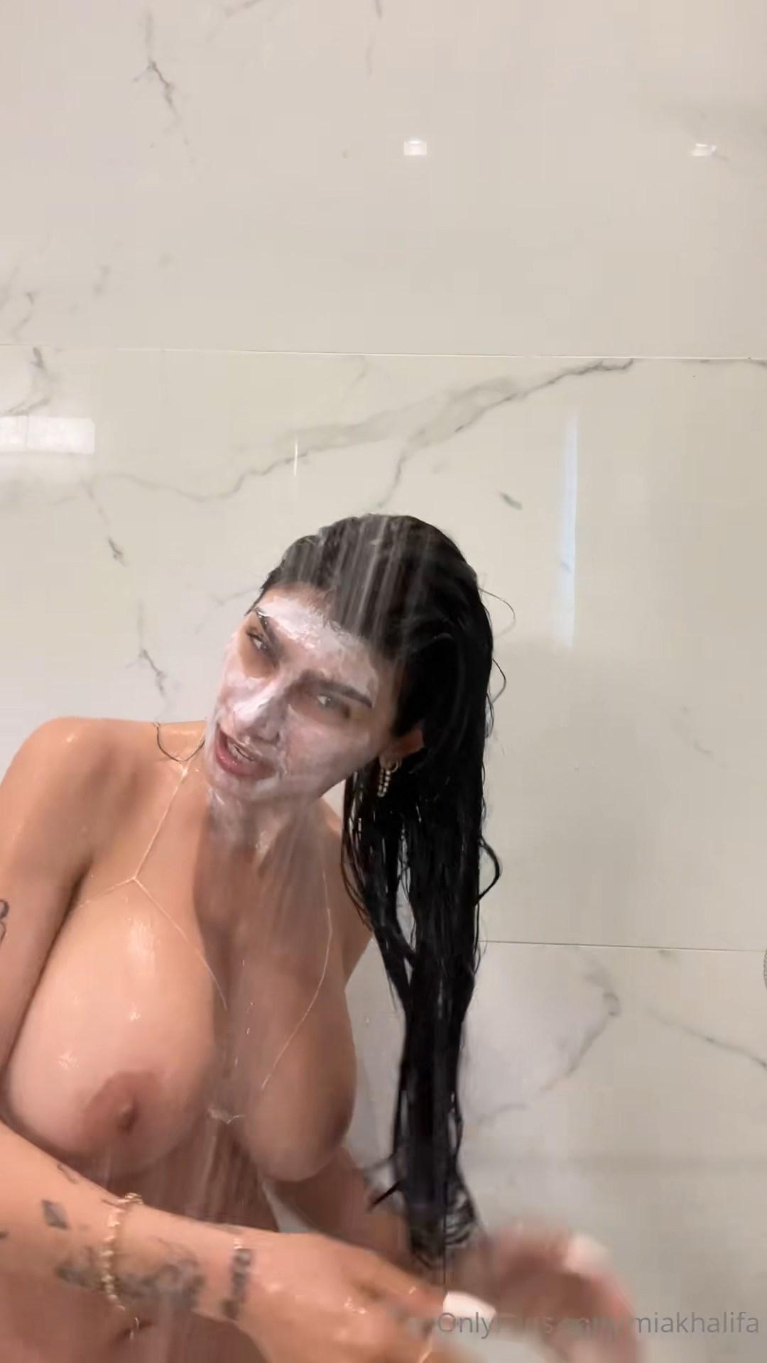 mia khalifa nude shower shaving onlyfans video leaked mdodrh