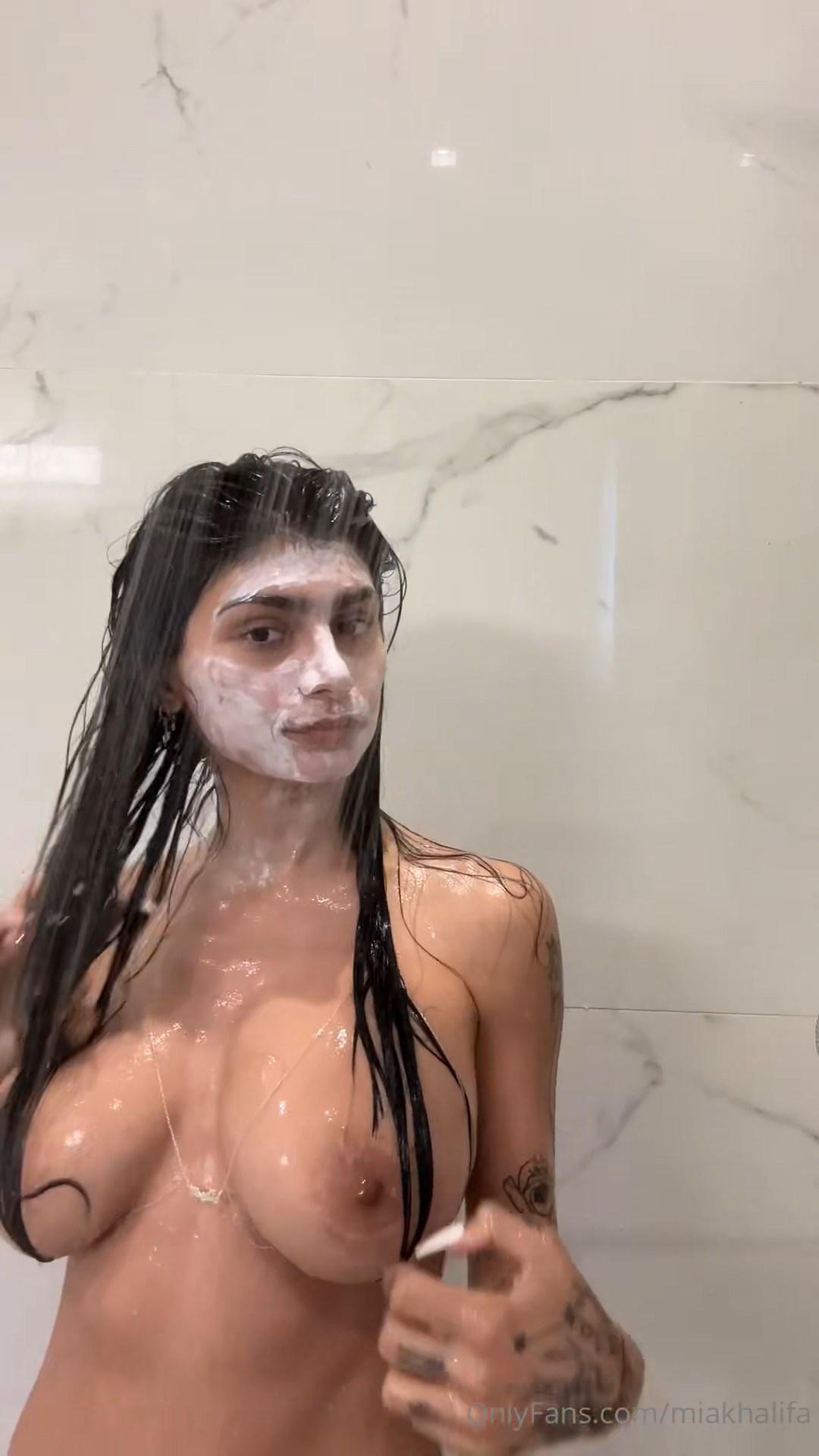 mia khalifa nude shower shaving onlyfans video leaked mhzgms