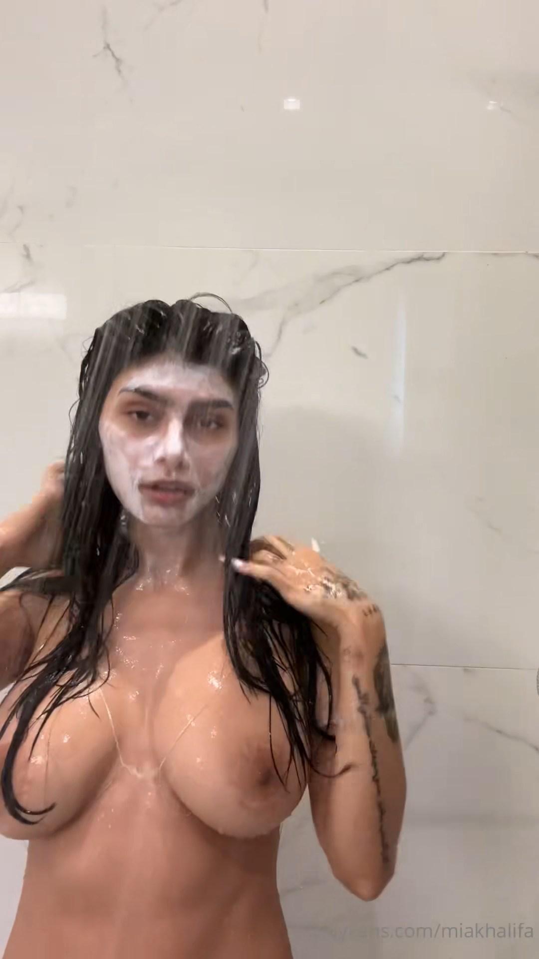 mia khalifa nude shower shaving onlyfans video leaked pzmvzz