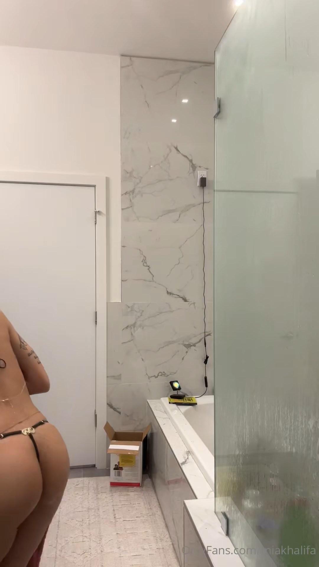 mia khalifa nude shower towel onlyfans video leaked eeftjl