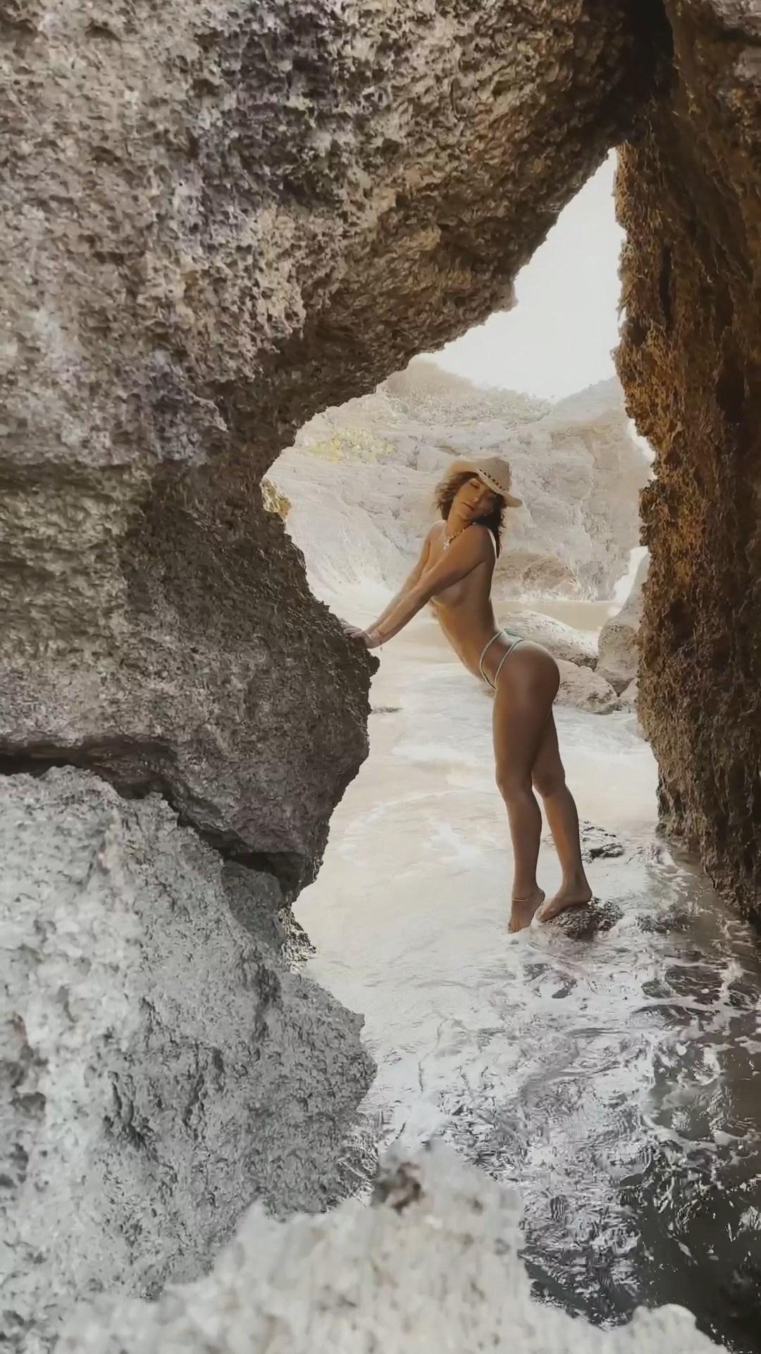rachel cook nude beach bikini posing onlyfans video leaked qbylib