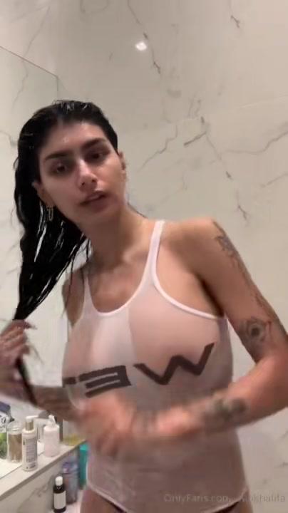 mia khalifa nude wet tank top onlyfans video leaked