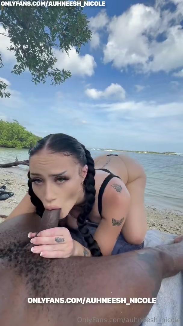 auhneesh nicole outdoor beach blowjob onlyfans video leaked cdqyom