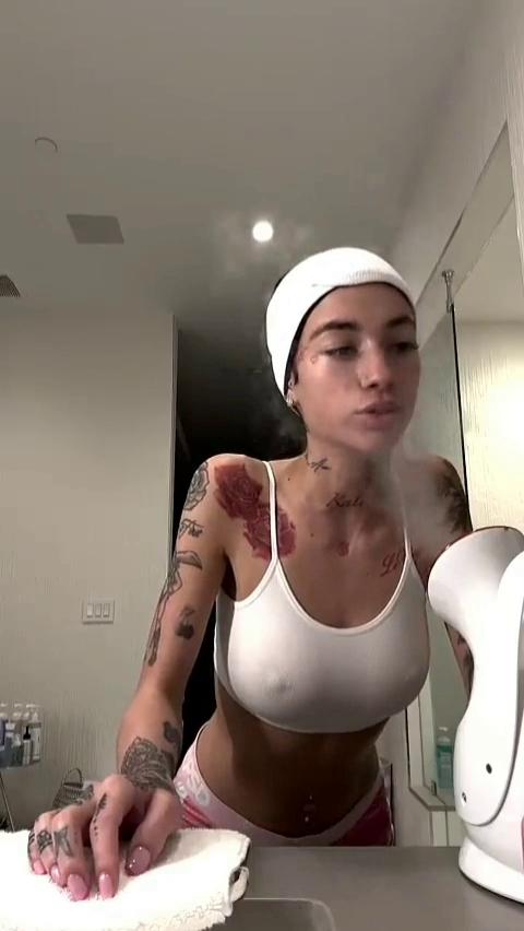 bhad bhabie nipple pokies teasing onlyfans video leaked vyyqju