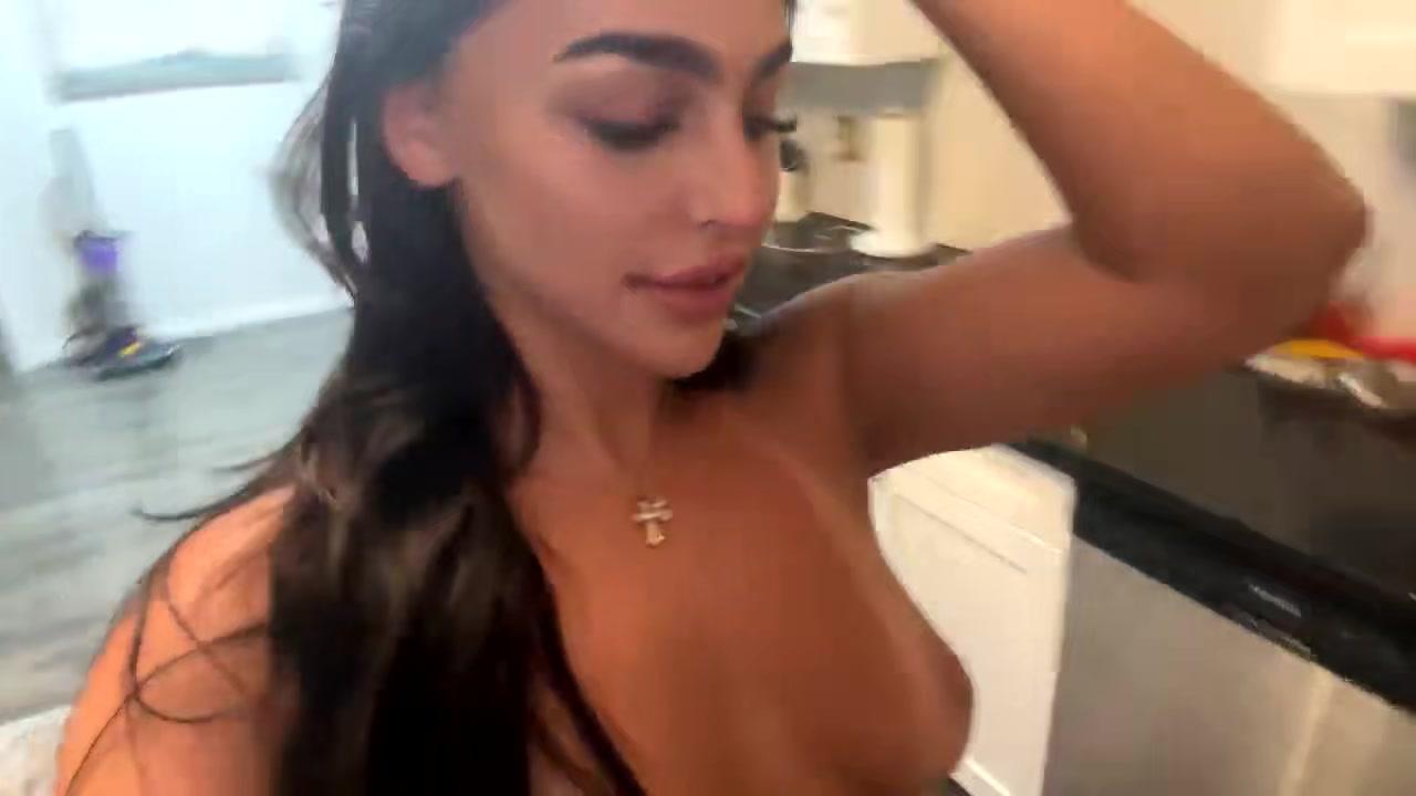 emily rinaudo nude kitchen onlyfans livestream leaked