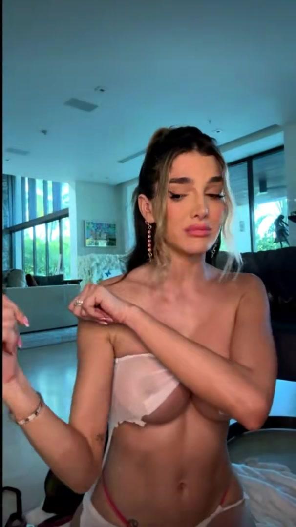 lyna perez nude see through onlyfans livestream leaked tjetzh