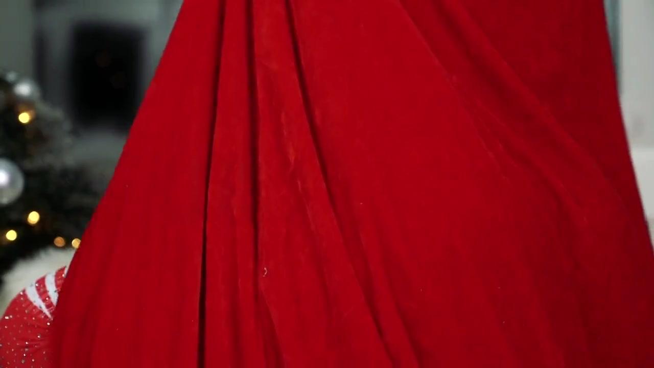 amouranth nude xmas socks tease onlyfans video leaked epmfql influencersgonewild