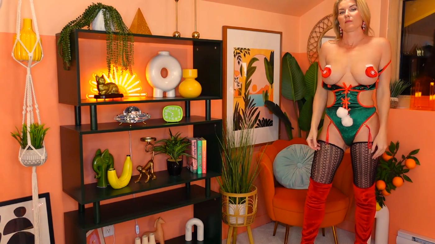 kat wonders 25 days of lingerie 2024 day 14 cygxwi influencersgonewild