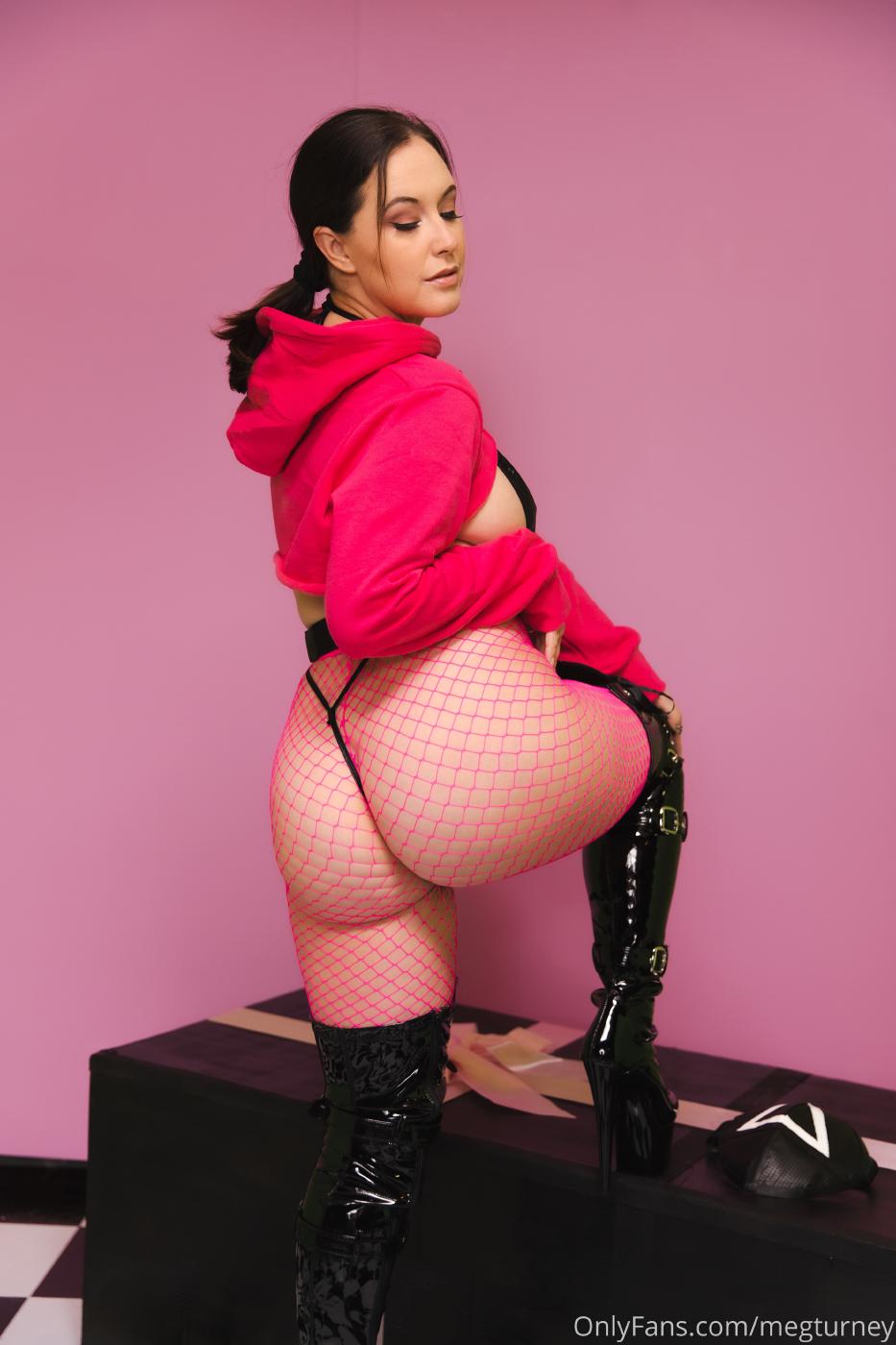 meg turney nude squid games cosplay onlyfans set leaked guxeya influencersgonewild