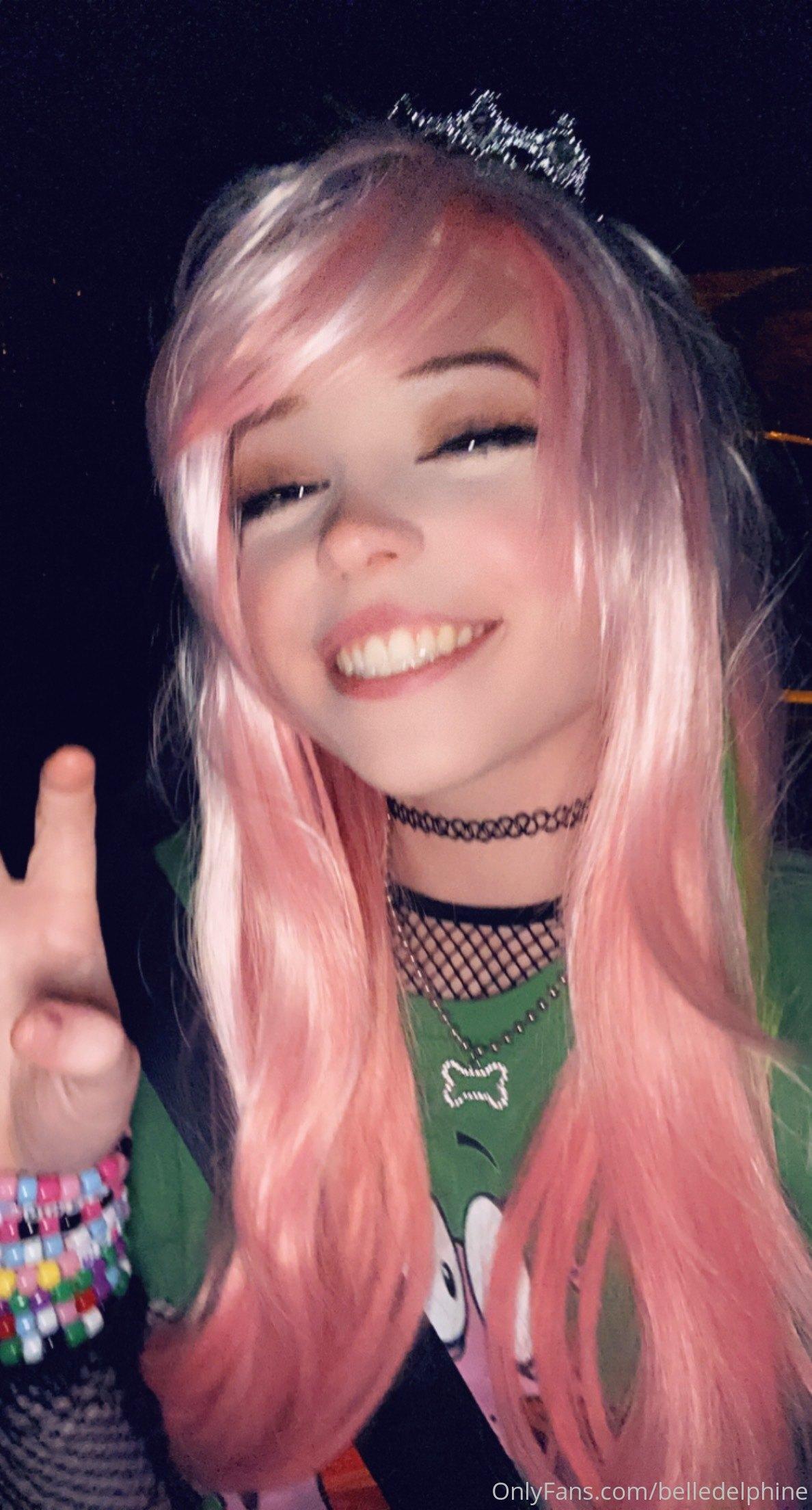 belle delphine pussy closeup nude onlyfans set leaked dbzawq influencersgonewild