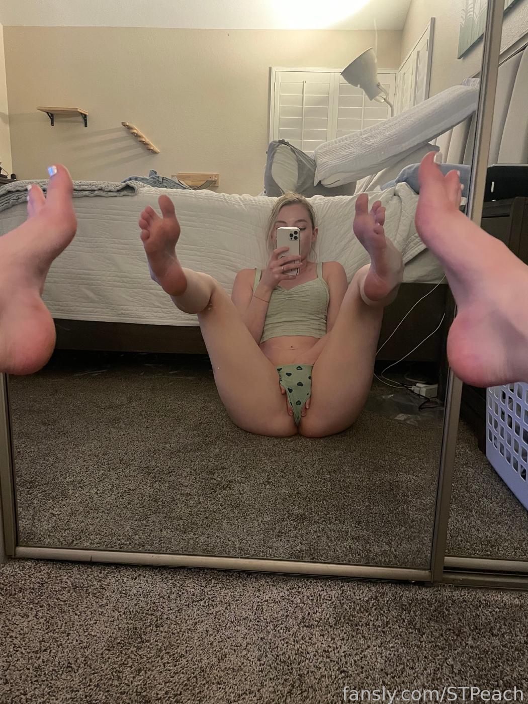 stpeach pussy thong ass spanking fansly set leaked doespx 1 influencersgonewild