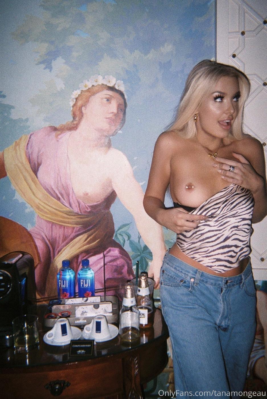 tana mongeau lesbian onlyfans set leaked jowepr influencersgonewild