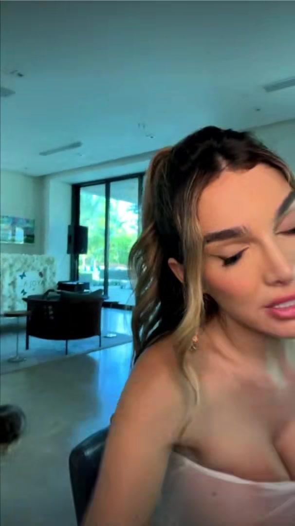 lyna perez nude cutting clothes onlyfans livestream leaked pimdkg influencersgonewild