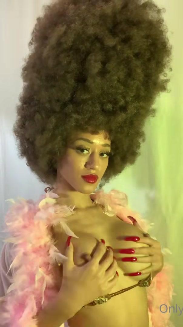 stormi maya nude tits tease onlyfans video leaked hwvbyk influencersgonewild