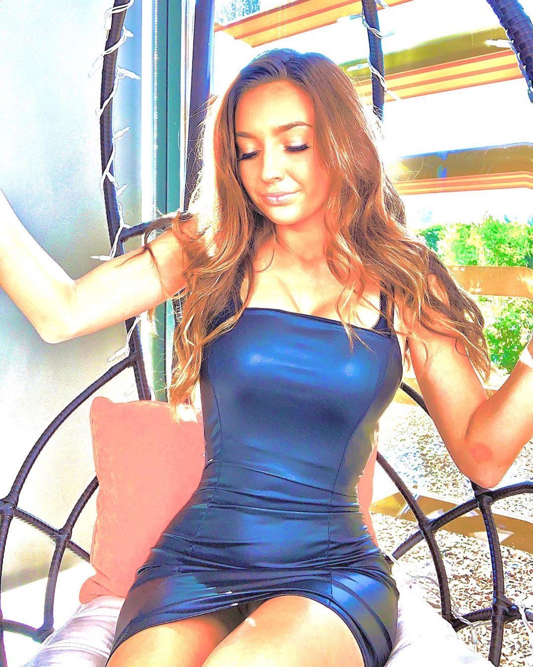 taylor alesia upskirt yjspgf influencersgonewild