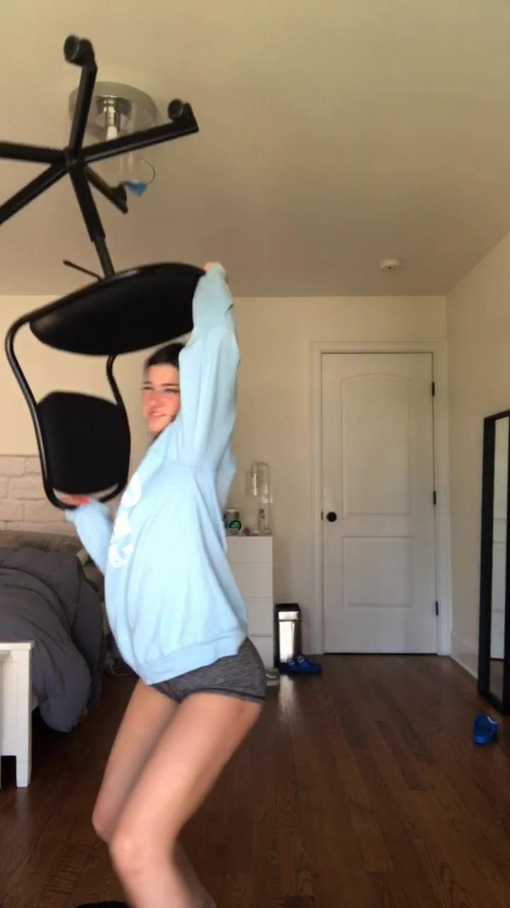 charli damelio biking shorts camel toe video leaked lqcwlo influencersgonewild